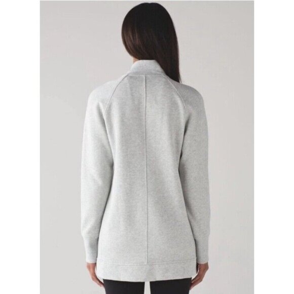 Lululemon Back To It Wrap Jacket in Heathered Vapor Woman's Sz 6 - Picture 3 of 12